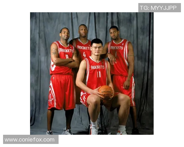 范甘迪对姚明的高度评价与深厚友谊展现了篮球的无国界精神